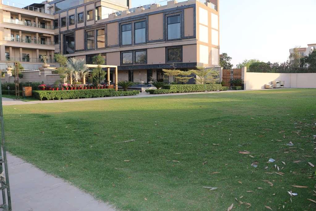 Ramada By Wyndham Varanasi Katesar Chandauli Facilidades foto